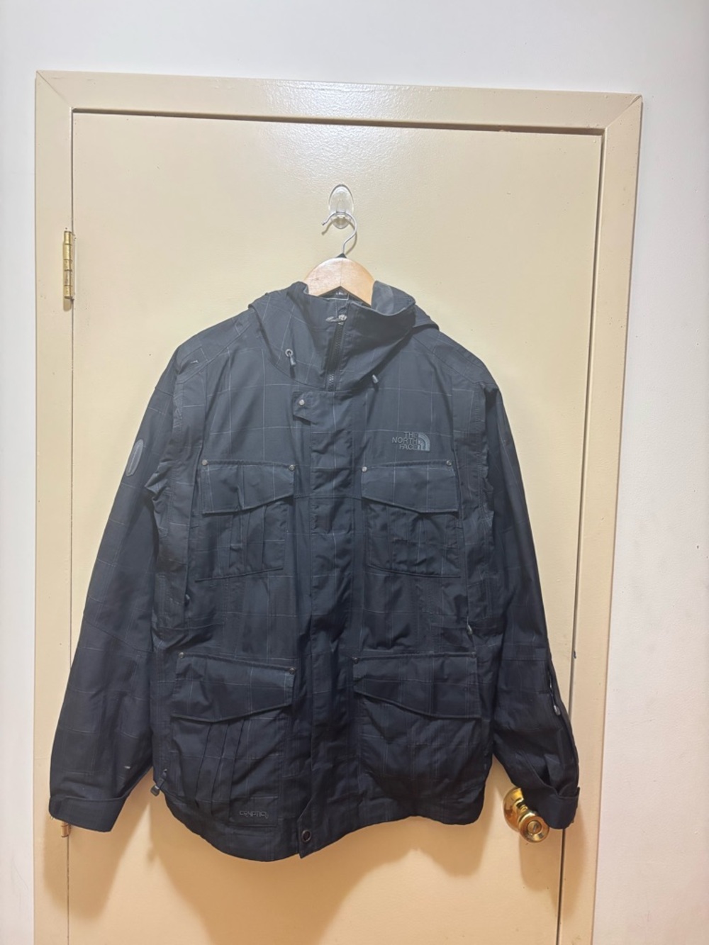 The North Face Cryptic HyVent Waterproof Breathable Technical Shell Jacket